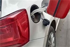 蝶山24小时救援车收费标准